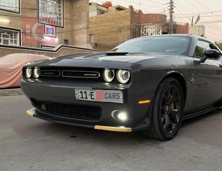 Dodge Challenger